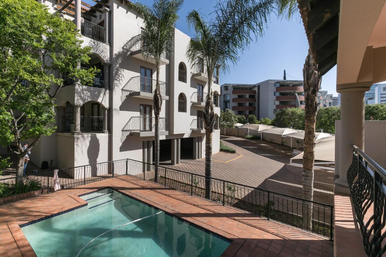 13 Monte Sereno Johannesburg Exterior photo